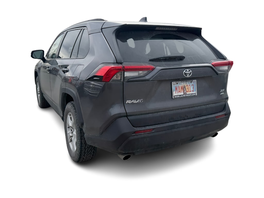 Thumbnail: 2021 Toyota RAV4 - 3