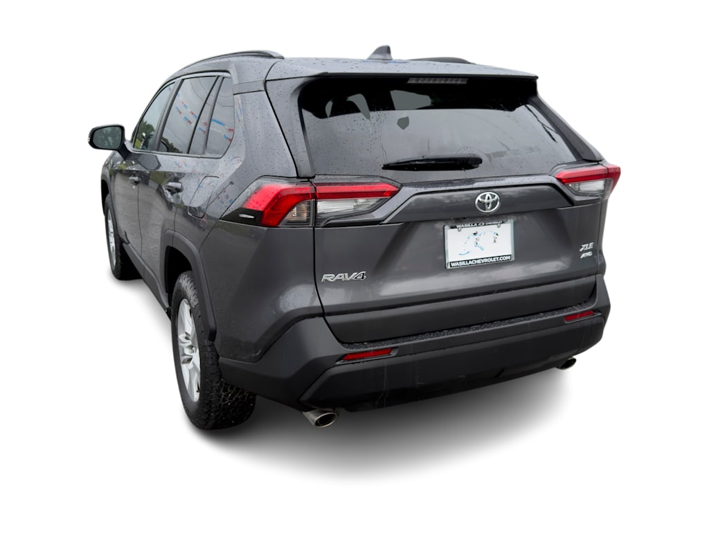 Thumbnail: 2021 Toyota RAV4 - 4