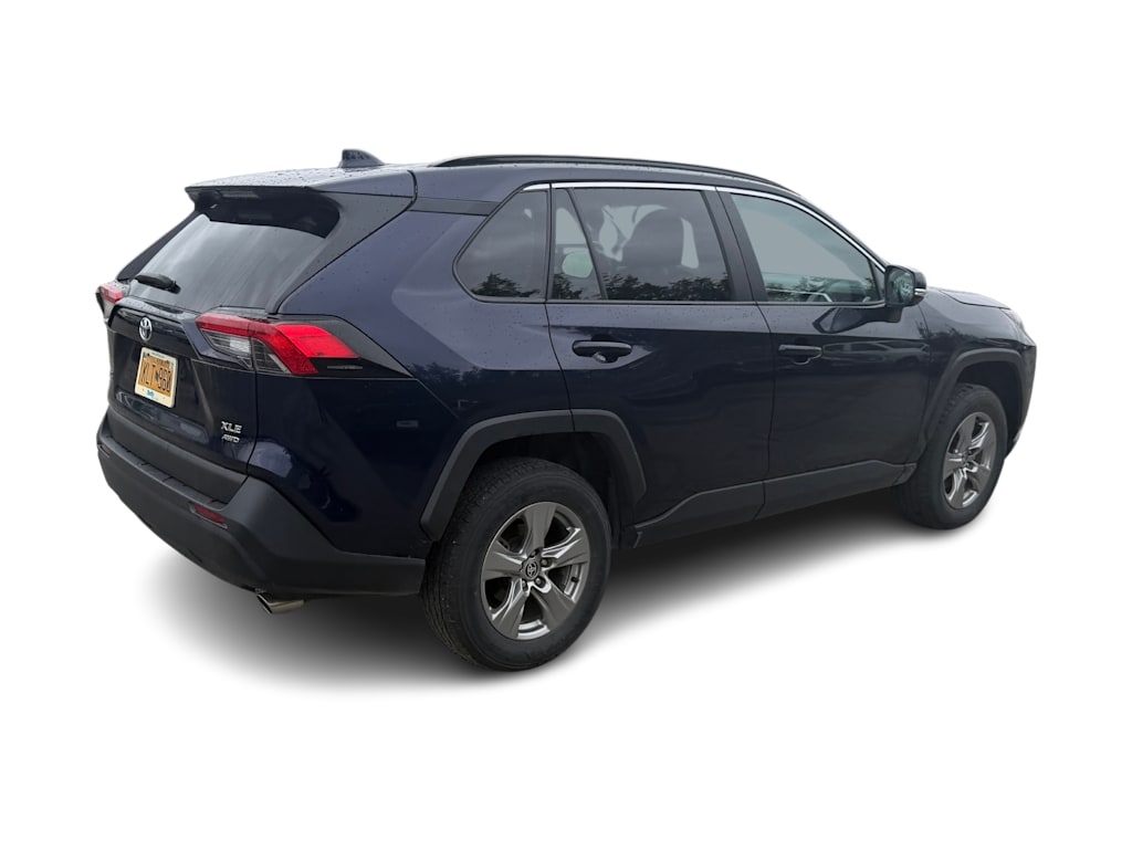 Thumbnail: 2024 Toyota RAV4 - 11