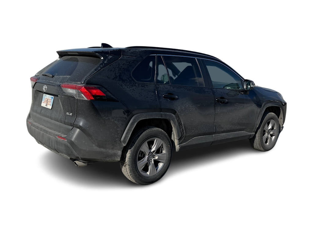 2023 Toyota RAV4 XLE - Photo 9