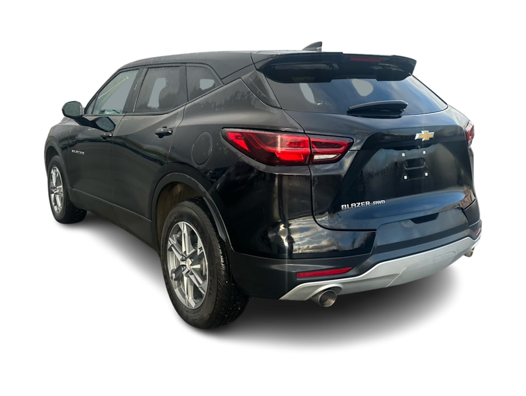 Thumbnail: 2023 Chevrolet Blazer - 3