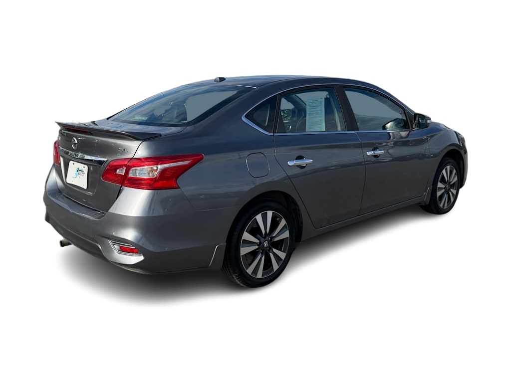 Thumbnail: 2019 Nissan Sentra - 19