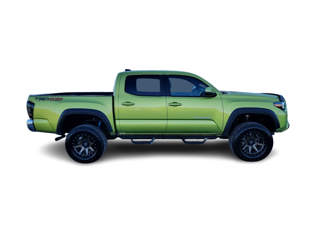2023 Toyota Tacoma TRD Off-Road 23