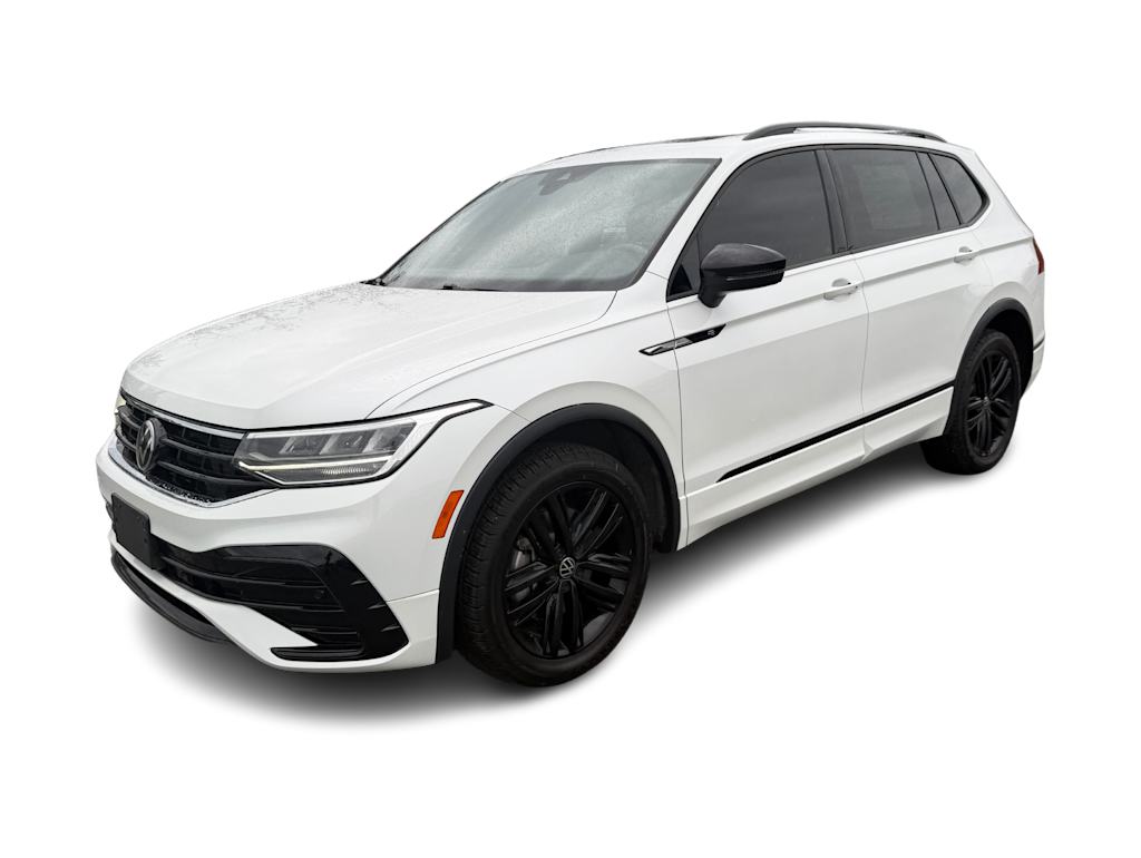 Thumbnail: 2022 Volkswagen Tiguan - 17