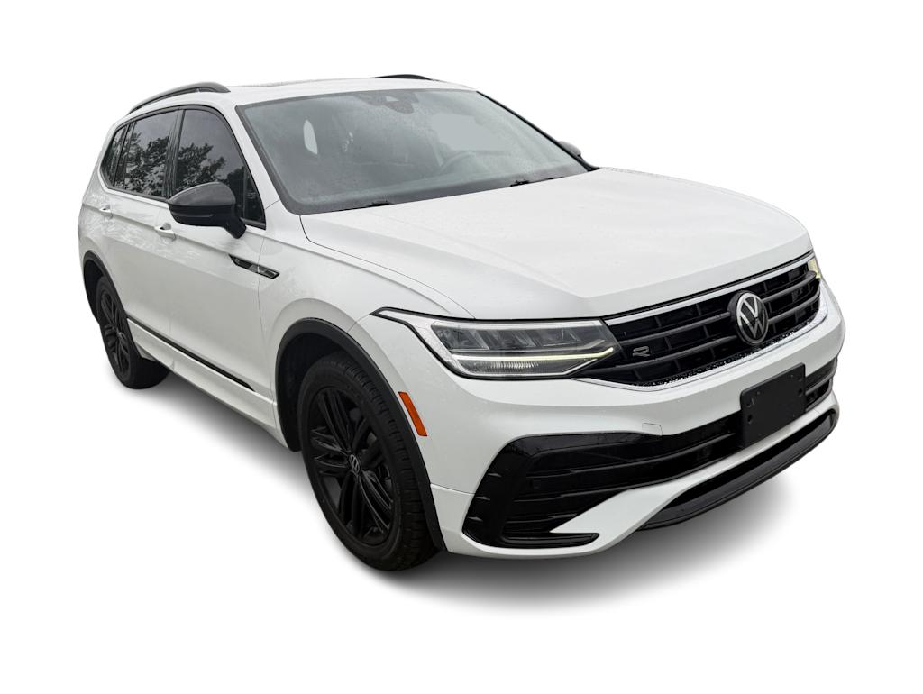 Thumbnail: 2022 Volkswagen Tiguan - 18