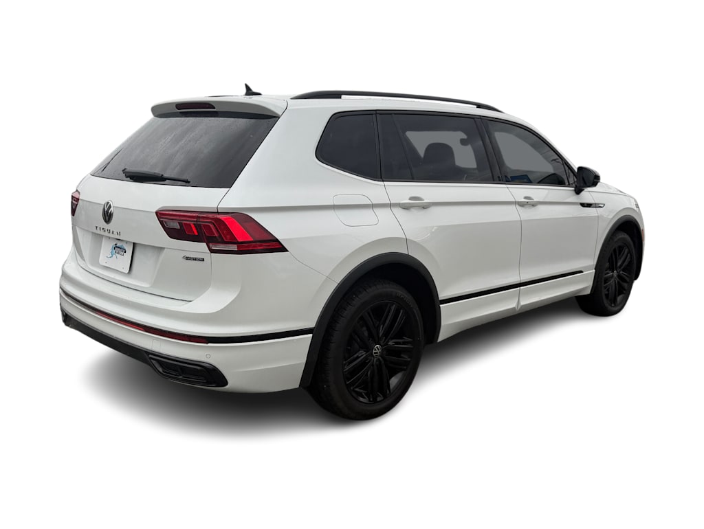 Thumbnail: 2022 Volkswagen Tiguan - 20