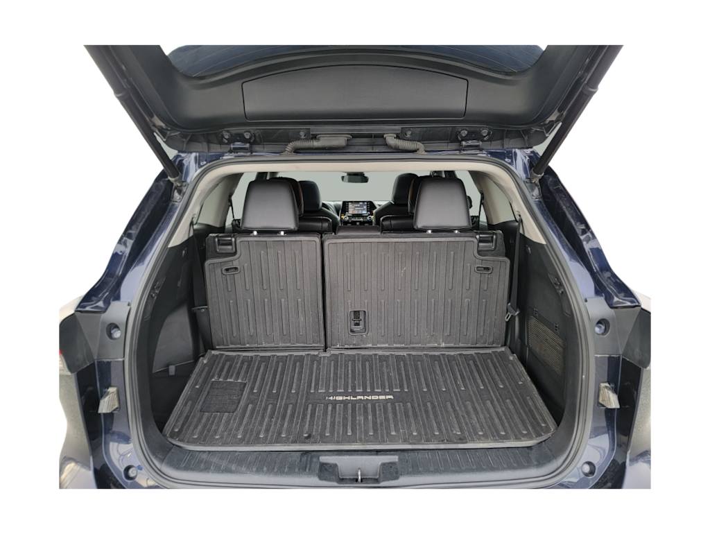 Thumbnail: 2022 Toyota Highlander - 15