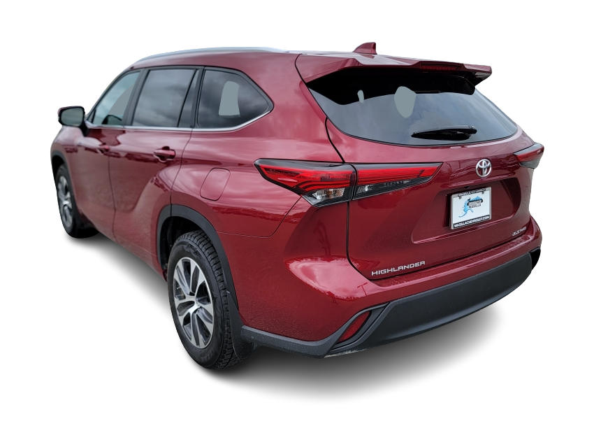 Thumbnail: 2023 Toyota Highlander - 4