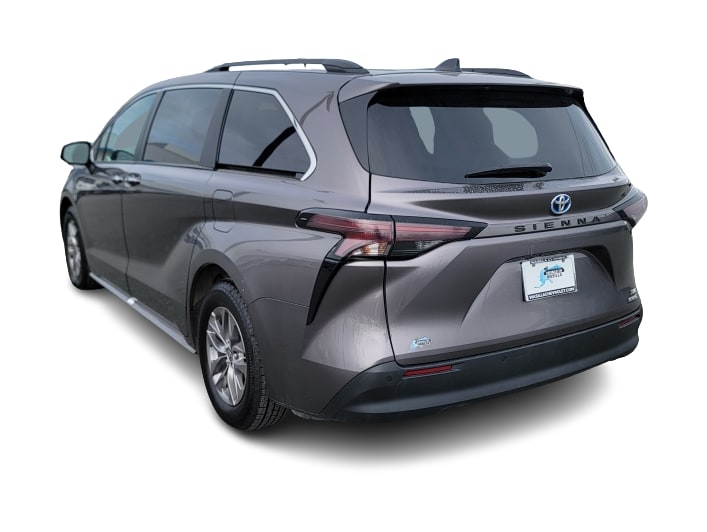 Thumbnail: 2023 Toyota Sienna - 4