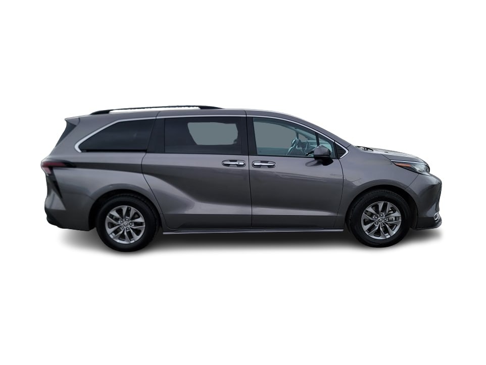 Thumbnail: 2023 Toyota Sienna - 19