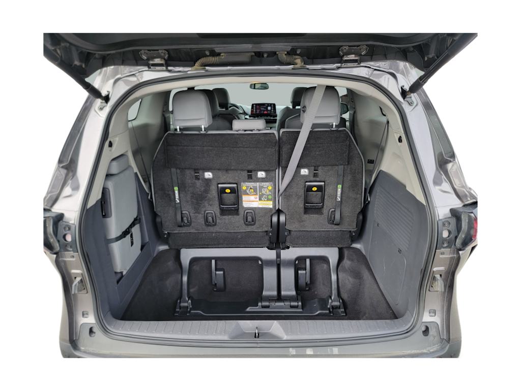 Thumbnail: 2023 Toyota Sienna - 15