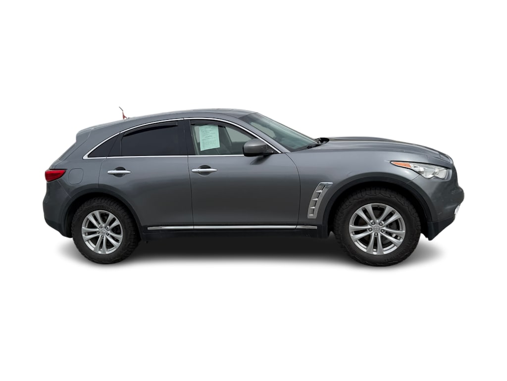 Thumbnail: 2017 INFINITI QX70 - 9