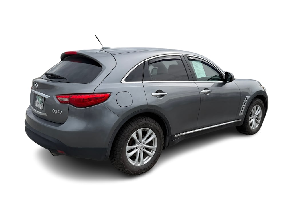 Thumbnail: 2017 INFINITI QX70 - 10