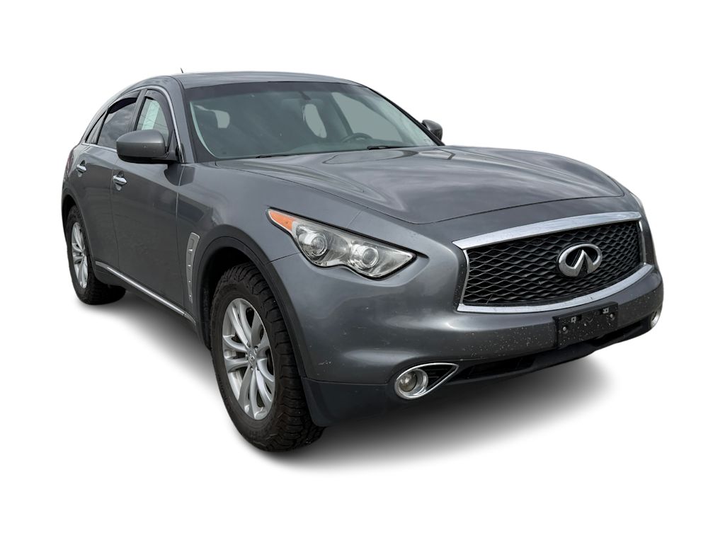 Thumbnail: 2017 INFINITI QX70 - 8