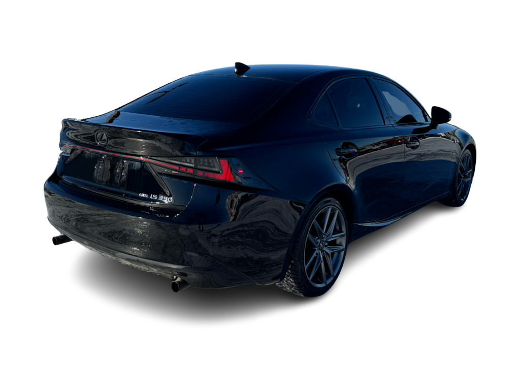 Thumbnail: 2016 Lexus IS - 7