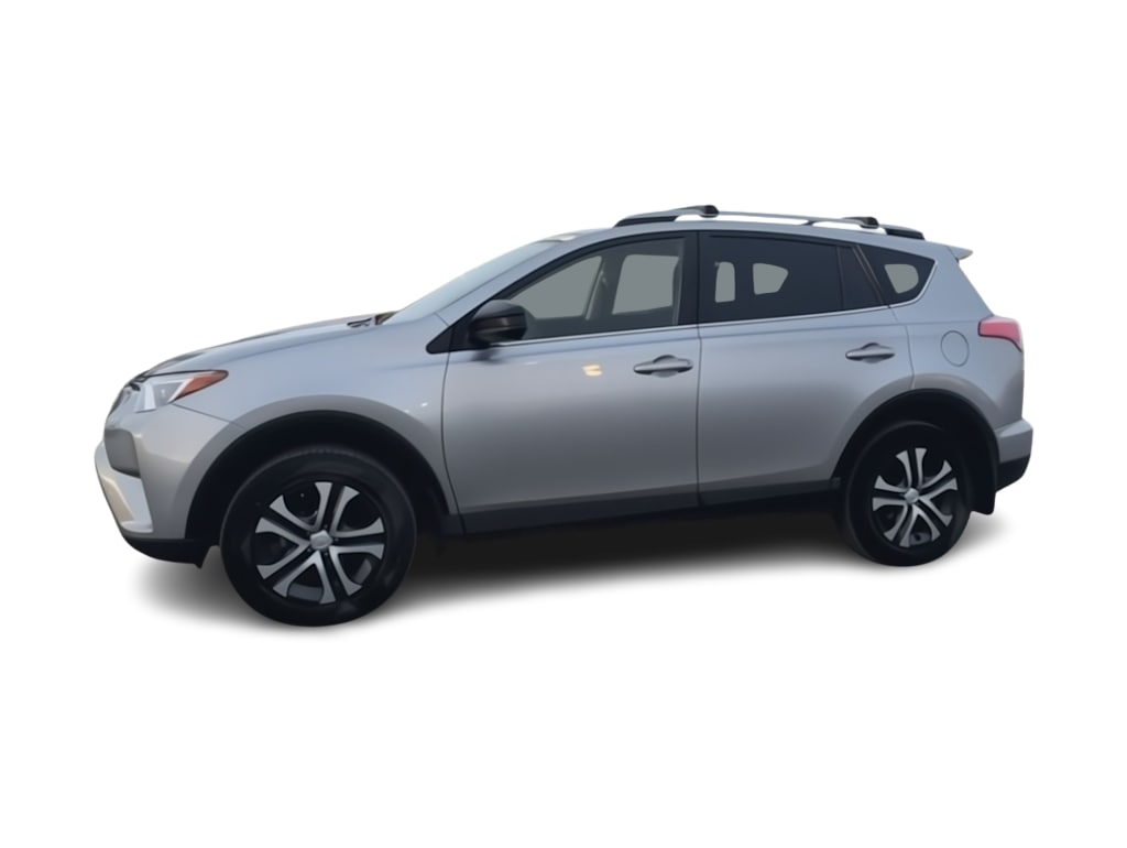 2018 Toyota RAV4 LE 2