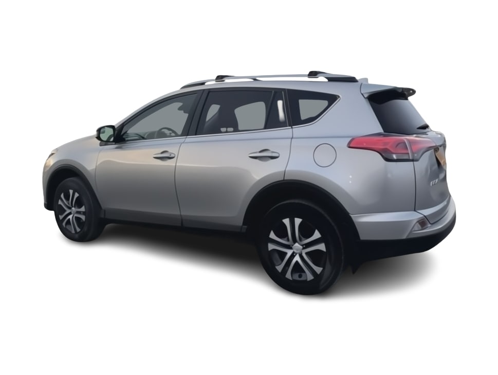 2018 Toyota RAV4 LE 10