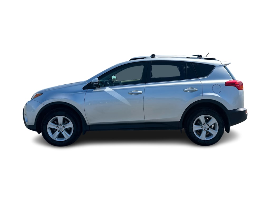 2013 Toyota RAV4 XLE 2