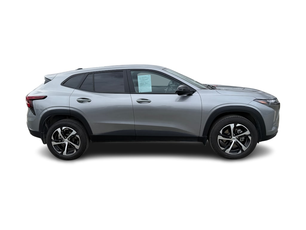 Thumbnail: 2025 Chevrolet Trax - 10