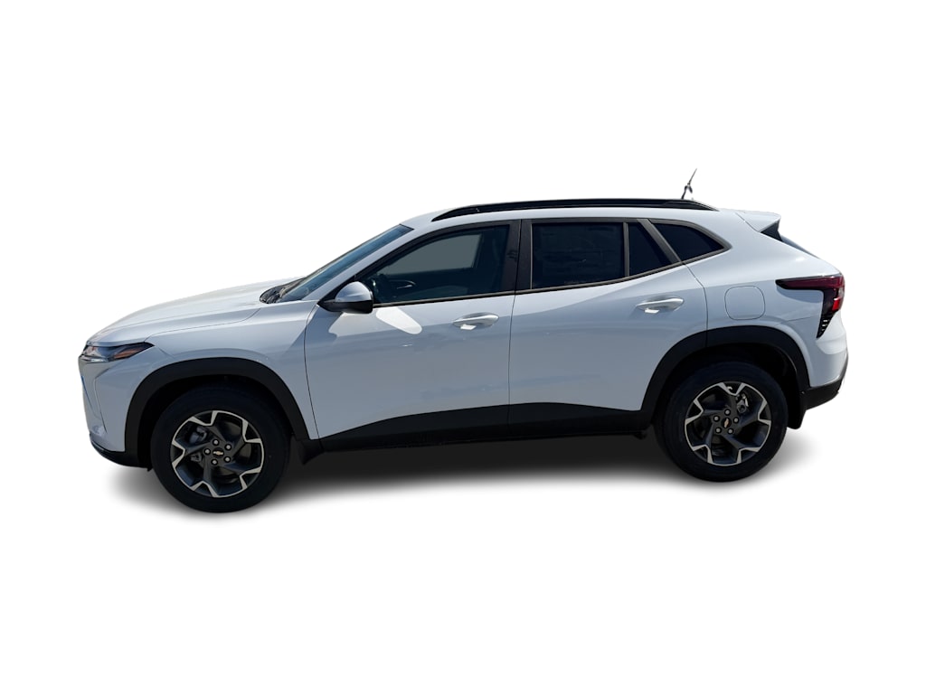 Thumbnail: 2026 Chevrolet Trax - 3
