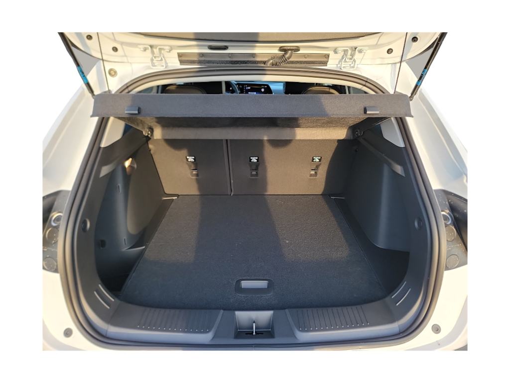 Thumbnail: 2026 Chevrolet Trax - 15