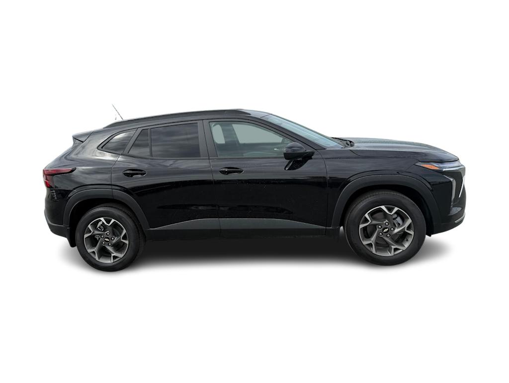 Thumbnail: 2026 Chevrolet Trax - 17