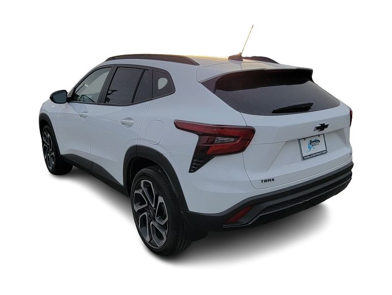 Thumbnail: 2026 Chevrolet Trax - 4