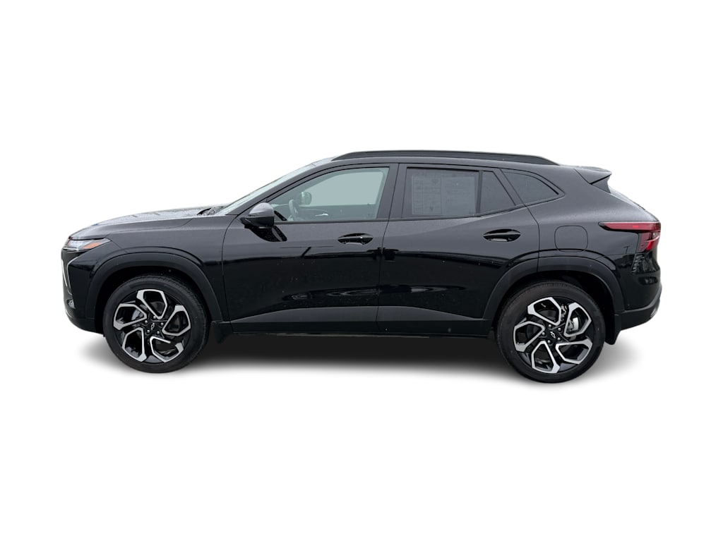 Thumbnail: 2026 Chevrolet Trax - 3