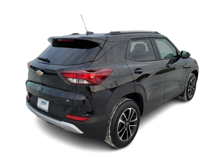 Thumbnail: 2026 Chevrolet TrailBlazer - 19