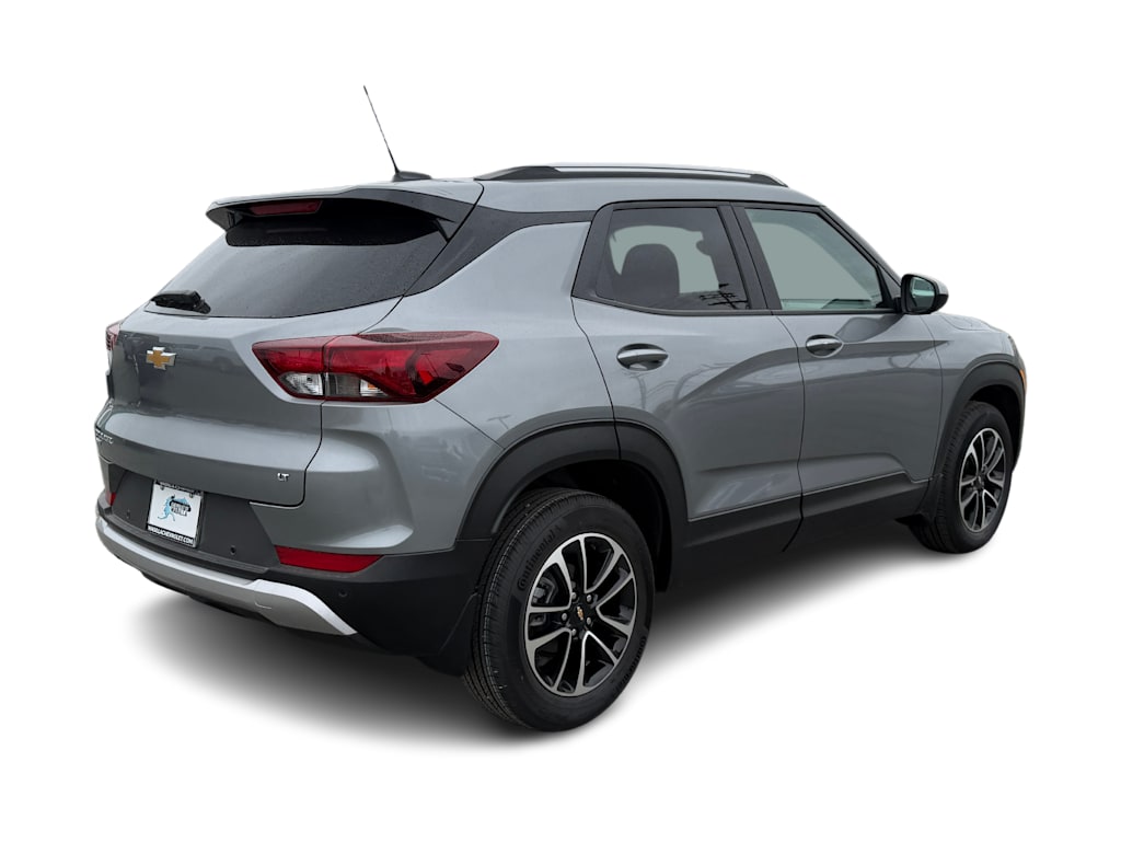 Thumbnail: 2026 Chevrolet TrailBlazer - 21