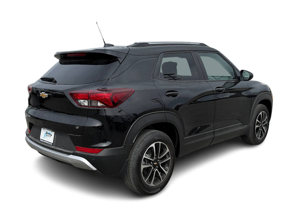 Thumbnail: 2026 Chevrolet TrailBlazer - 21