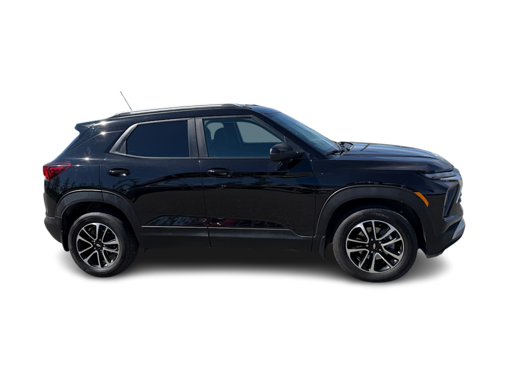 Thumbnail: 2025 Chevrolet TrailBlazer - 17