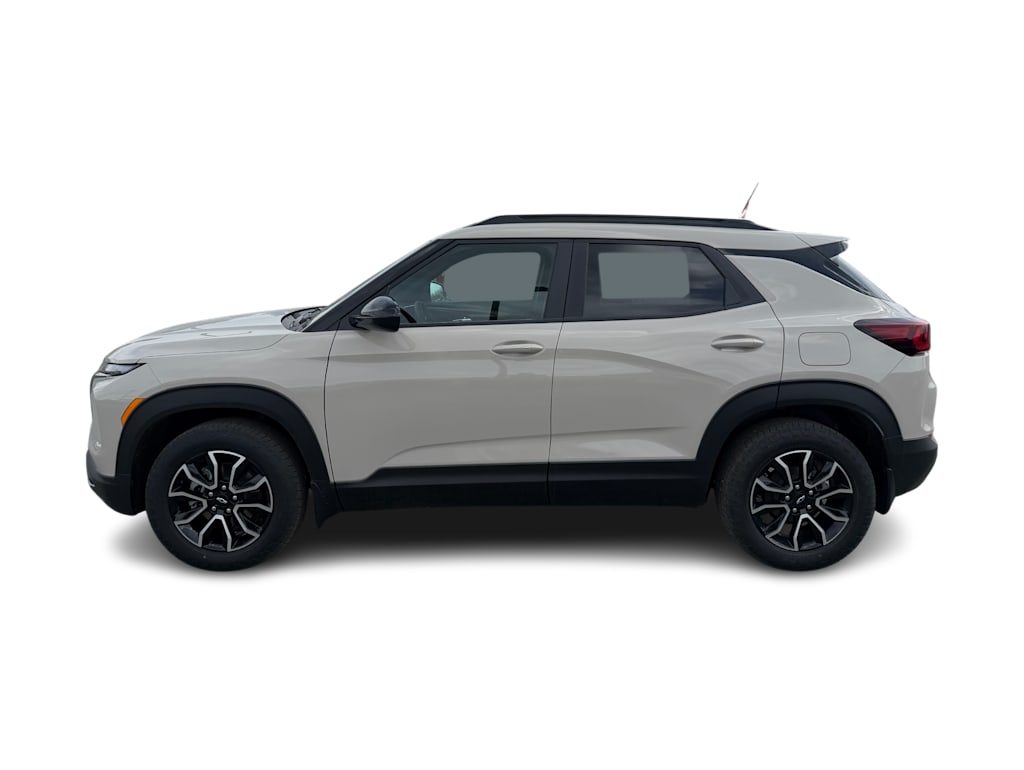 Thumbnail: 2026 Chevrolet TrailBlazer - 3