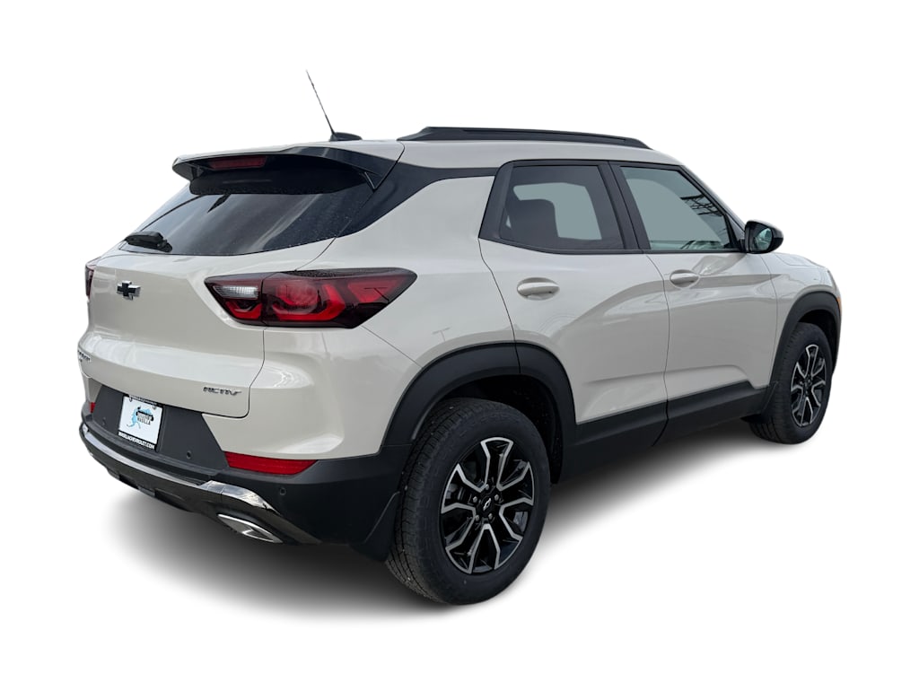 Thumbnail: 2026 Chevrolet TrailBlazer - 21
