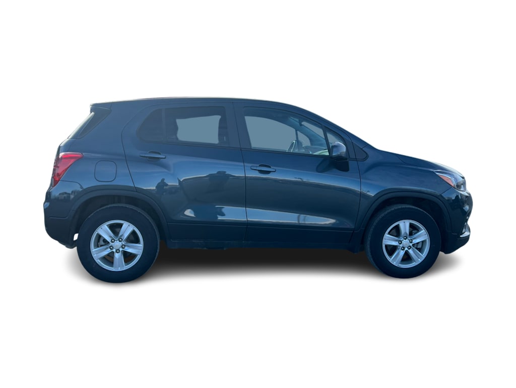 2021 Chevrolet Trax LS 9