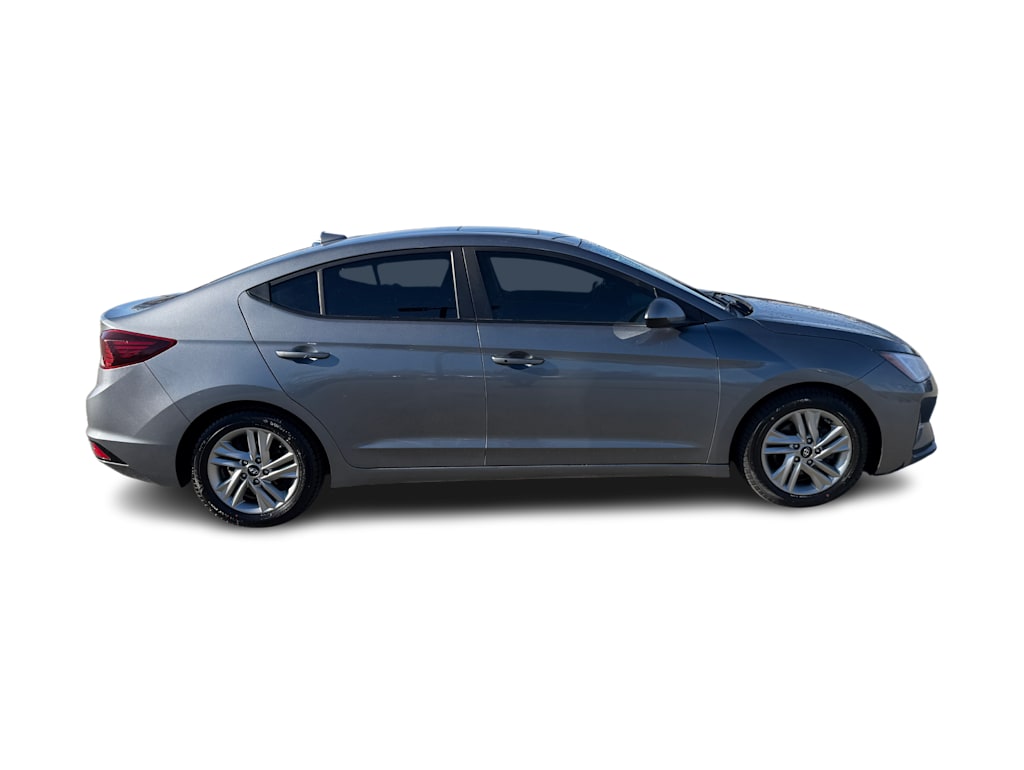 Thumbnail: 2019 Hyundai Elantra - 19