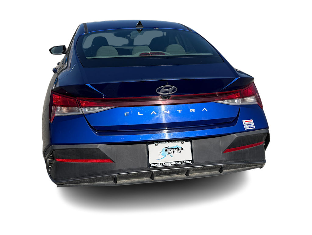 Thumbnail: 2024 Hyundai Elantra - 11