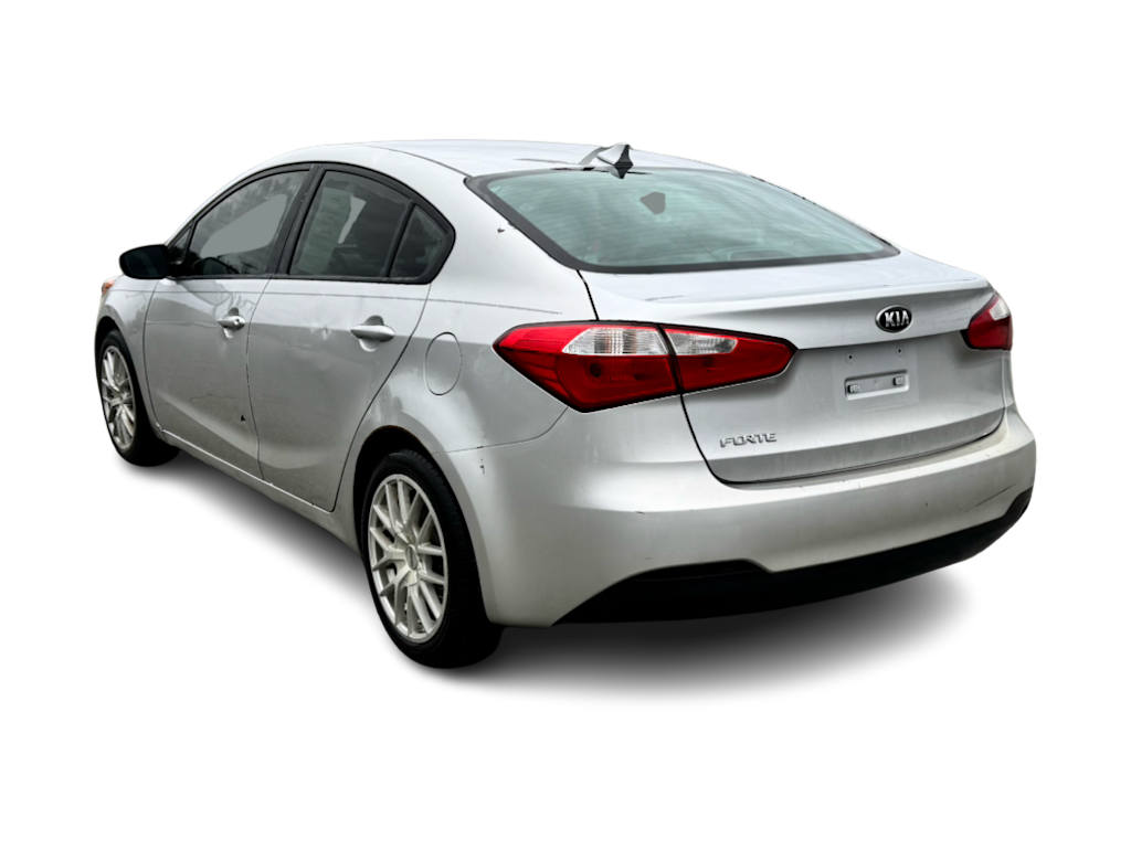 Thumbnail: 2016 Kia Forte - 3