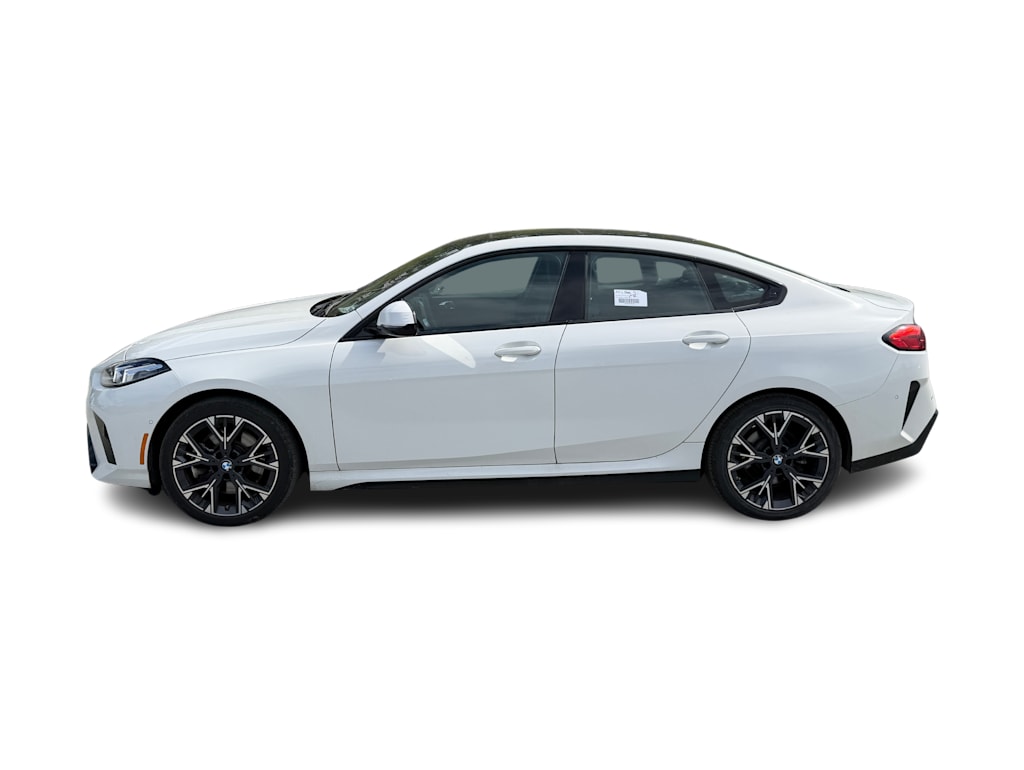 Thumbnail: 2025 BMW 2 Series - 3