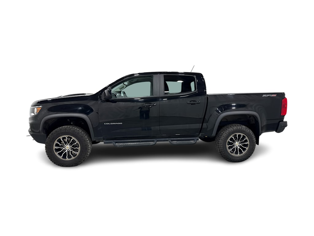 Thumbnail: 2022 Chevrolet Colorado - 3