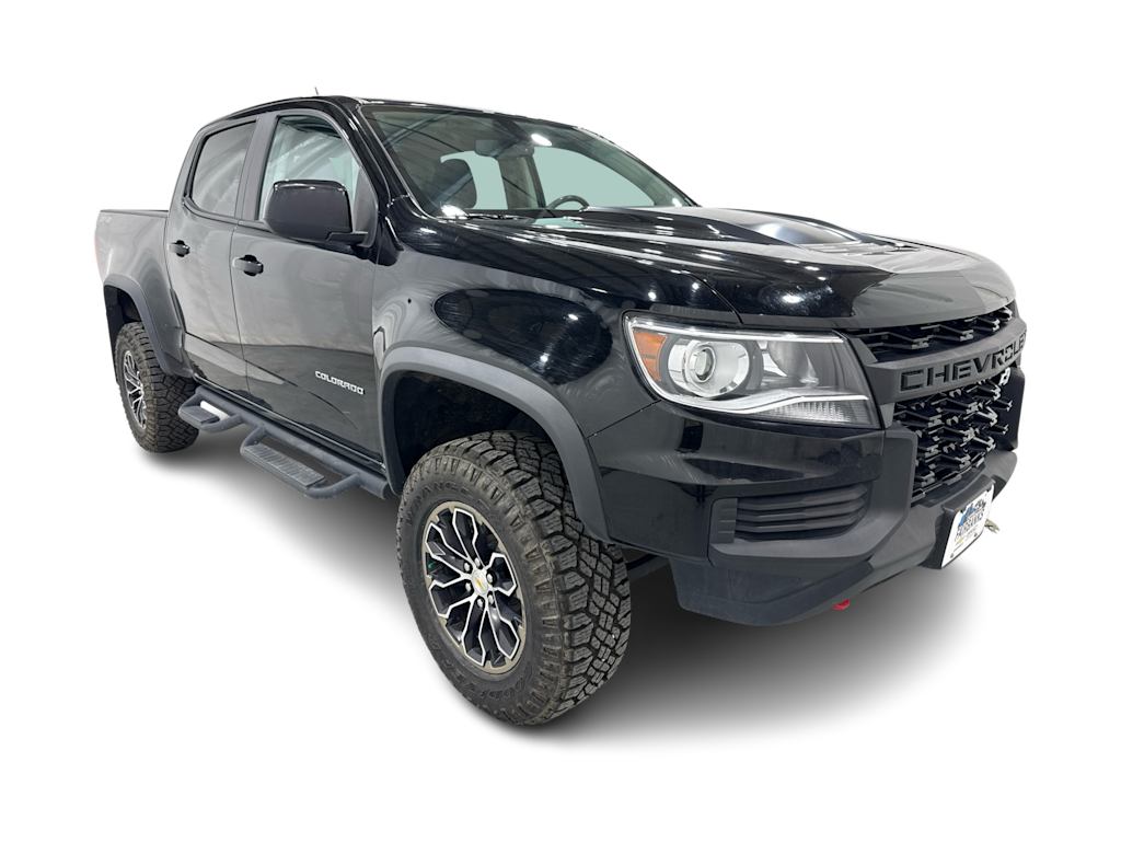 Thumbnail: 2022 Chevrolet Colorado - 16