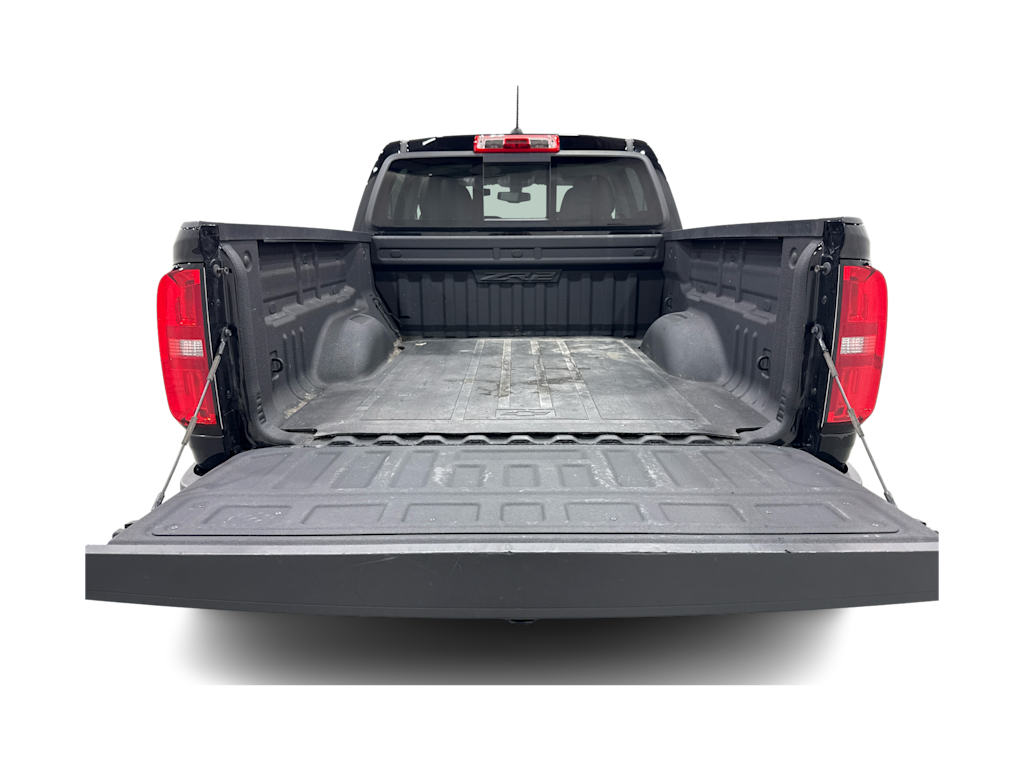 Thumbnail: 2022 Chevrolet Colorado - 13