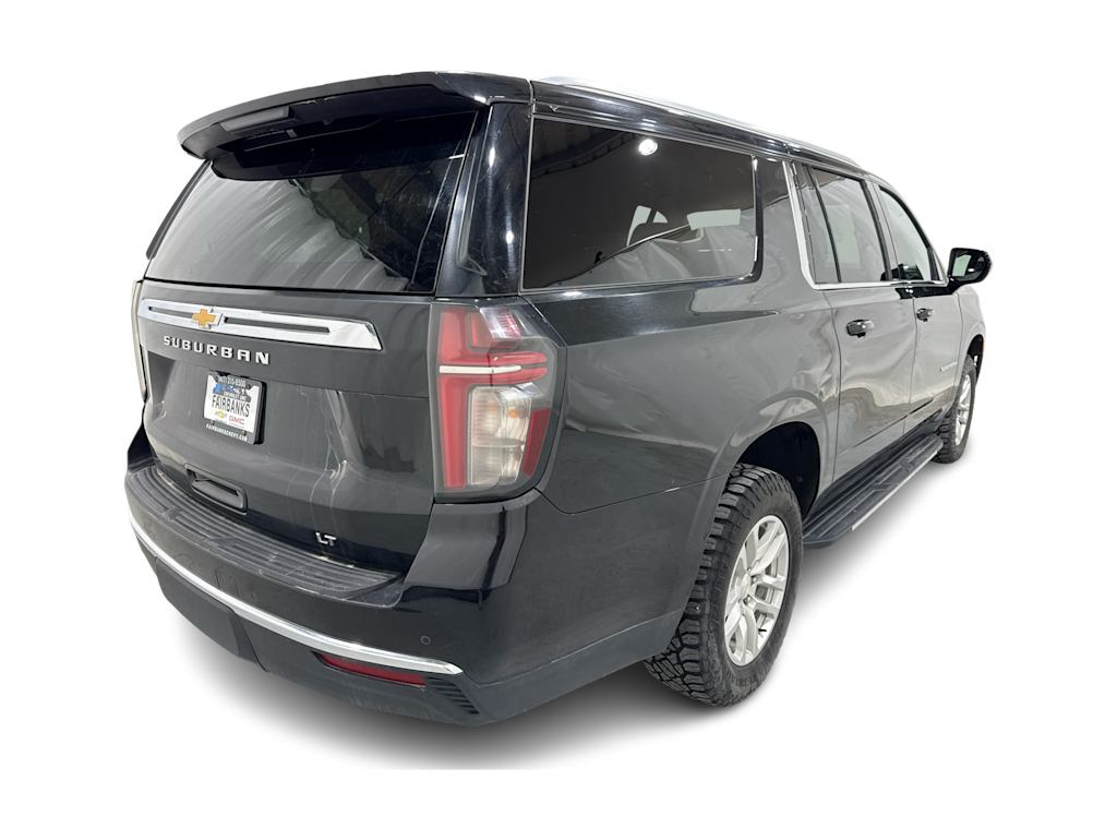 2023 Chevrolet Suburban LT - Photo 14