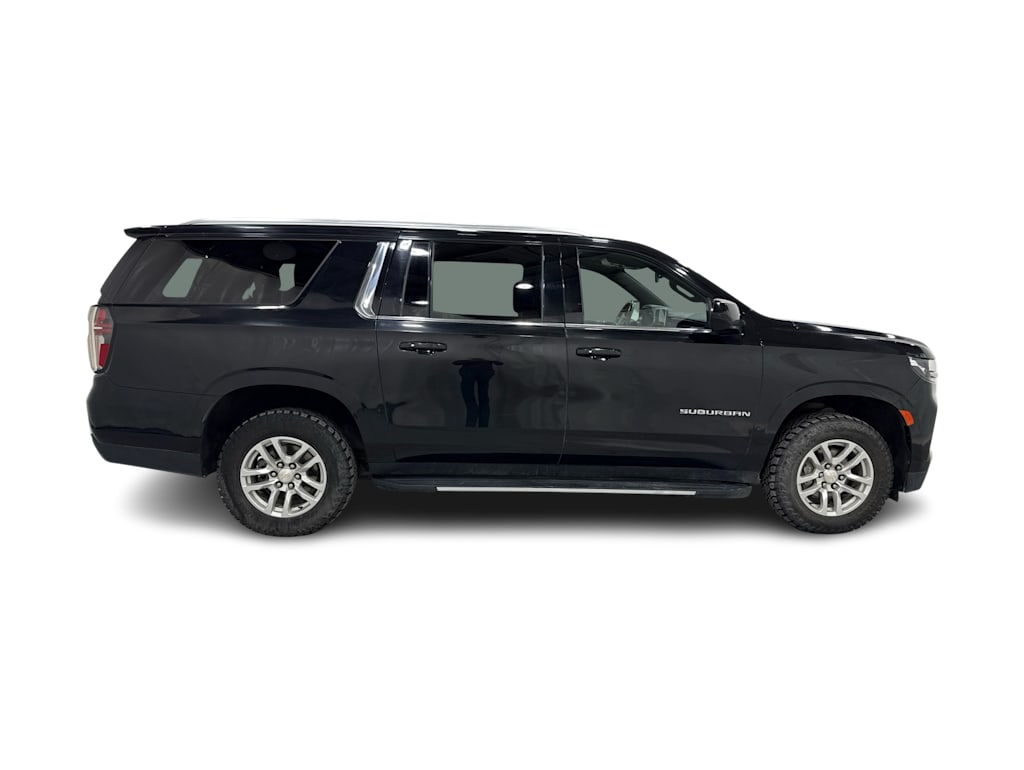 2023 Chevrolet Suburban LT - Photo 15