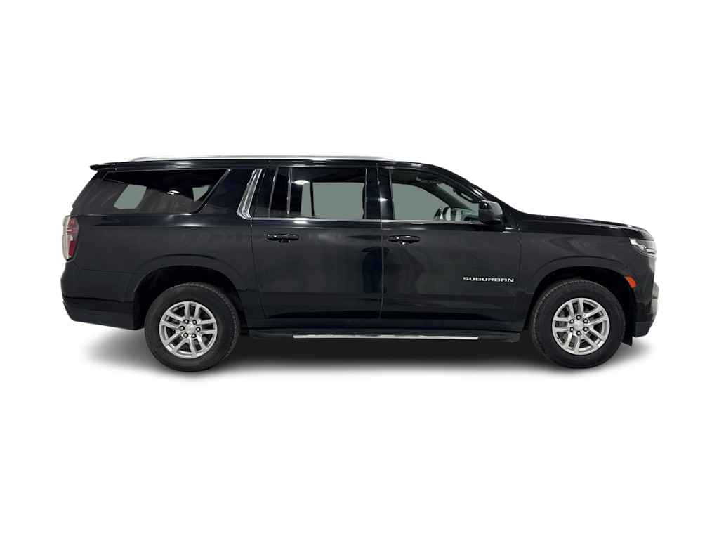 Thumbnail: 2023 Chevrolet Suburban - 17
