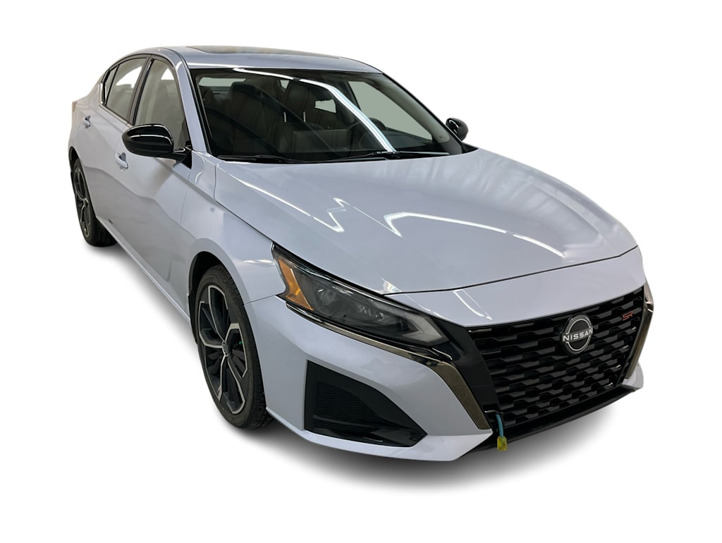 Thumbnail: 2023 Nissan Altima - 15