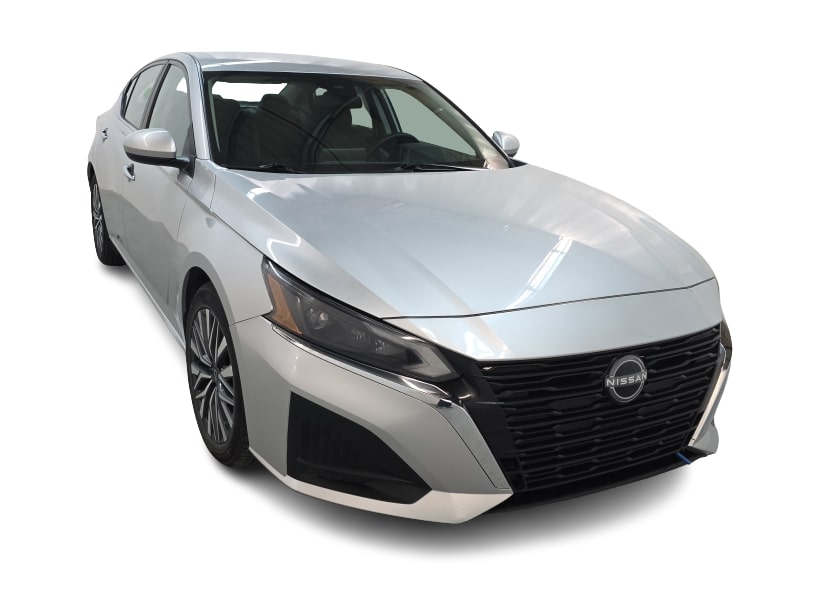 Thumbnail: 2023 Nissan Altima - 18