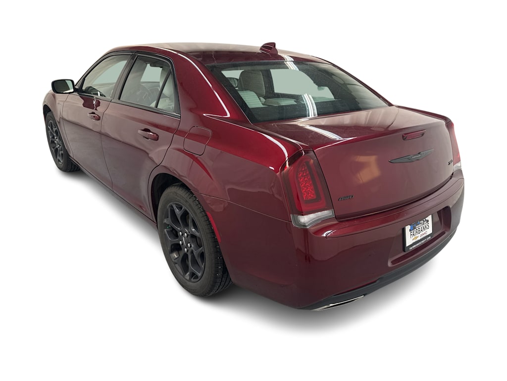 2022 Chrysler 300 Touring 4