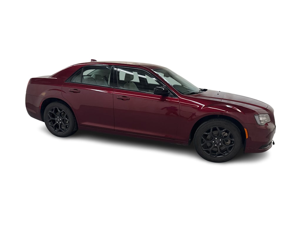 2022 Chrysler 300 Touring 16