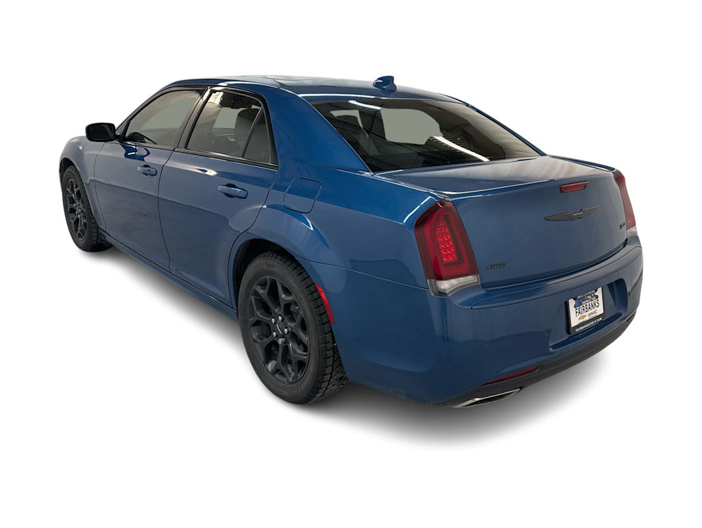 2021 Chrysler 300 Touring 4